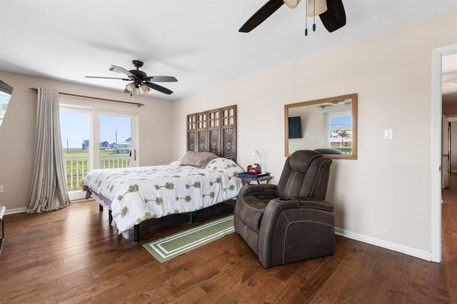 4110 2nd Street, Galveston, TX 77554