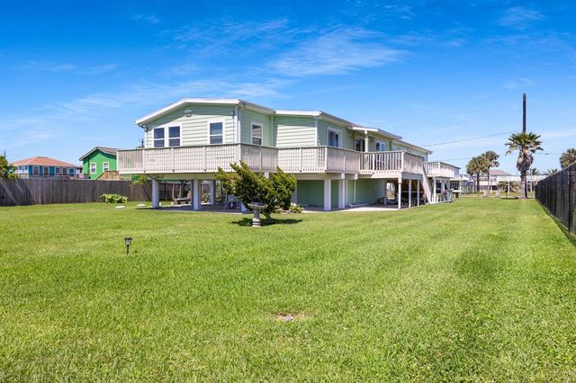 4110 2nd Street, Galveston, TX 77554