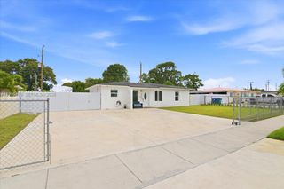 17221 NW 41st Ave, Miami Gardens, FL 33055