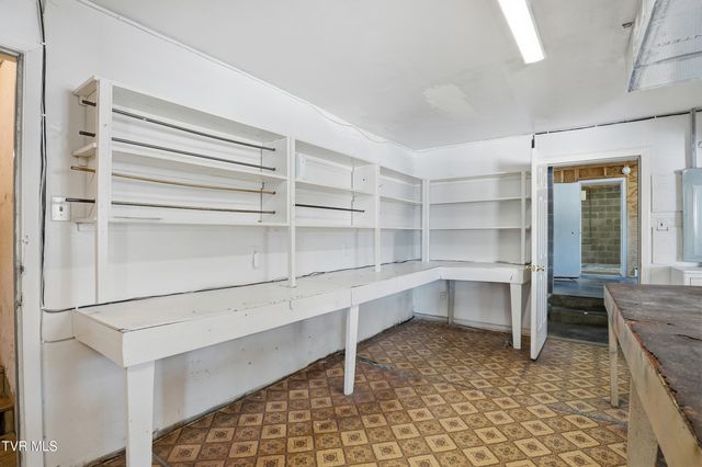 528 West Main Street, Wise, VA 24293