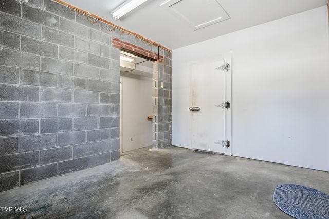 528 West Main Street, Wise, VA 24293