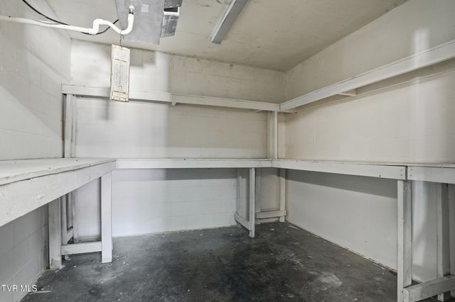 528 West Main Street, Wise, VA 24293