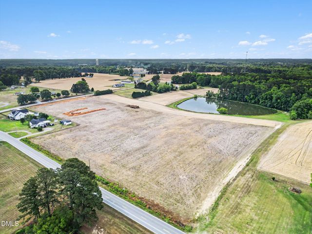 811 Gilbert Road, Benson, NC 27504