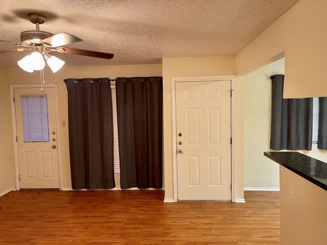 10003 Parliament House RD, Austin, TX 78729