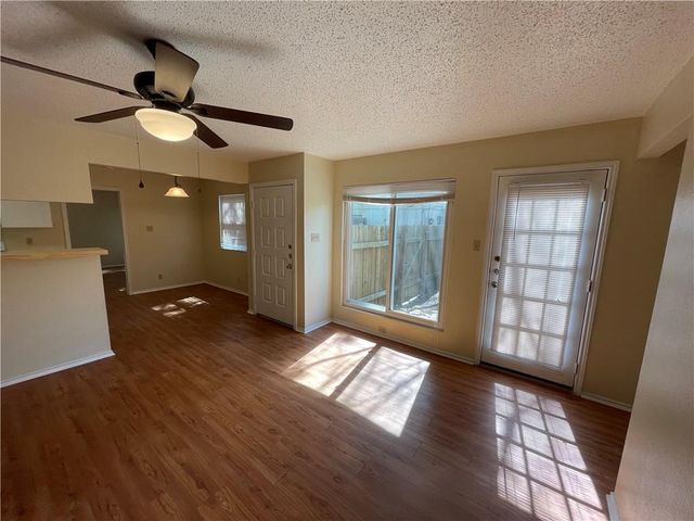 10003 Parliament House RD, Austin, TX 78729