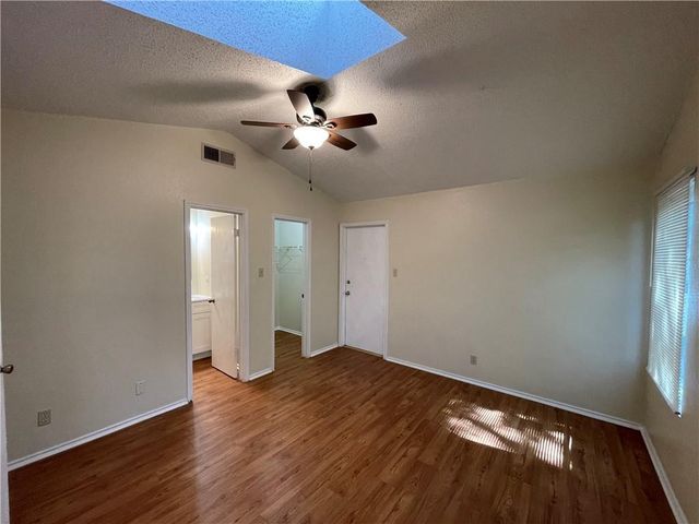 10003 Parliament House RD, Austin, TX 78729