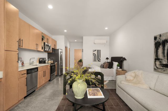 1247 Martin St Apt 303, Nashville, TN 37203