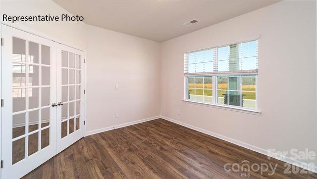 133 Pecan Grove Lane, Statesville, NC 28677