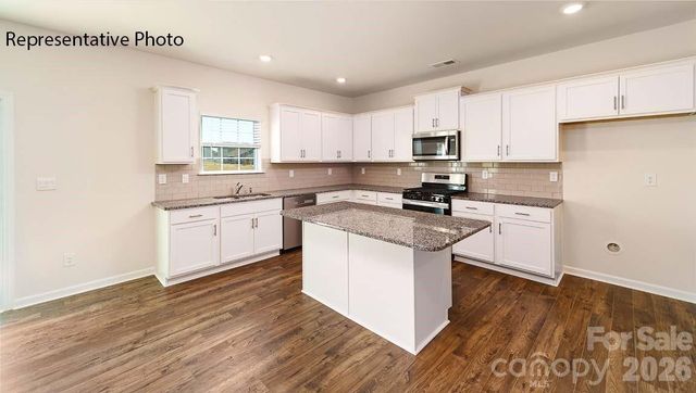 133 Pecan Grove Lane, Statesville, NC 28677