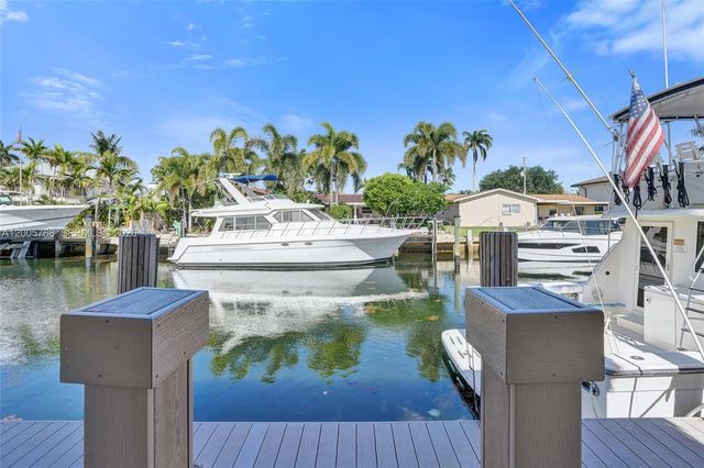 1020 NE 27th Ave, Pompano Beach, FL 33062