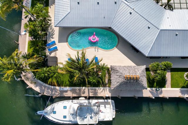 1020 NE 27th Ave, Pompano Beach, FL 33062