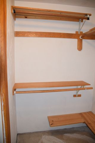 565 Hartford Ave E, Uxbridge, MA 01569