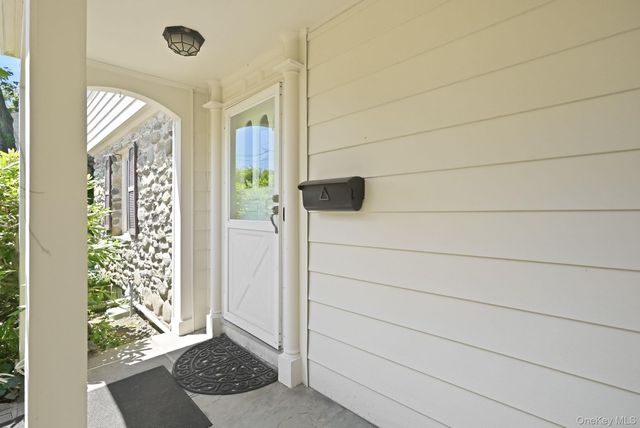 1 Sheridan Road, Scarsdale, NY 10583