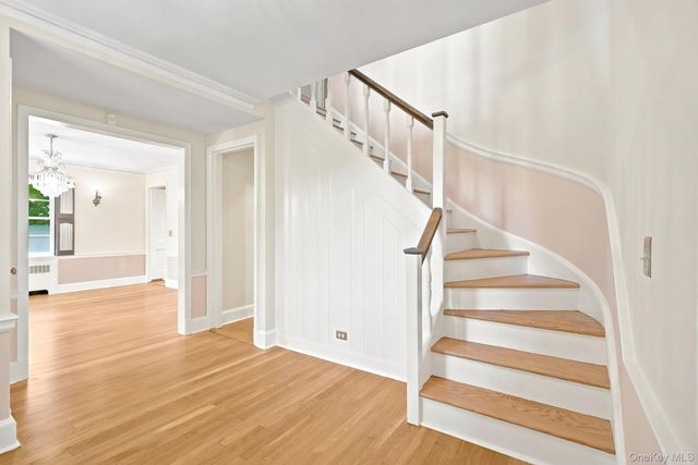 1 Sheridan Road, Scarsdale, NY 10583