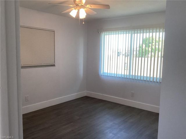 1123 NE 15th LN, Cape Coral, FL 33909