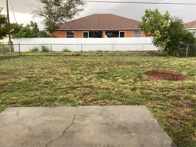 1123 NE 15th LN, Cape Coral, FL 33909