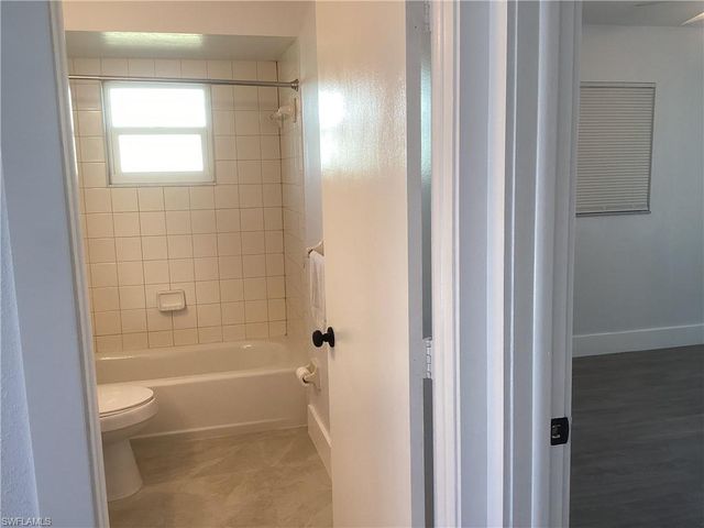 1123 NE 15th LN, Cape Coral, FL 33909