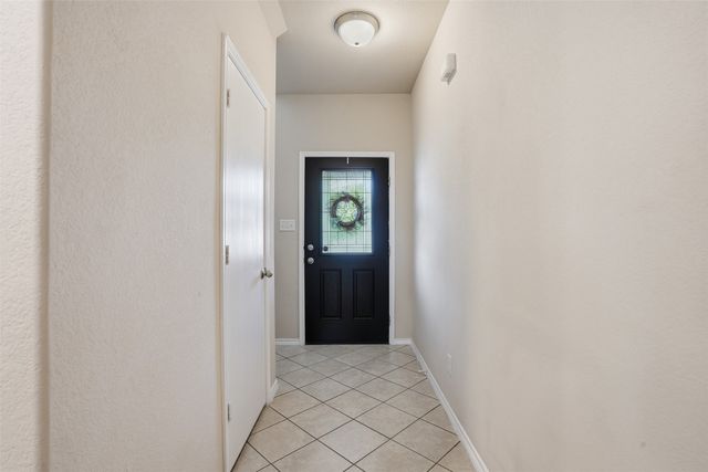 637 S Redford Lane, White Settlement, TX 76108