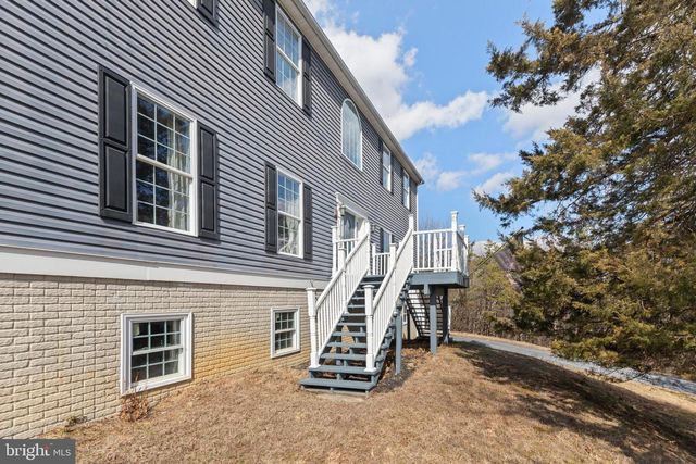 3336 HUNTING RIDGE RD, Winchester, VA 22603