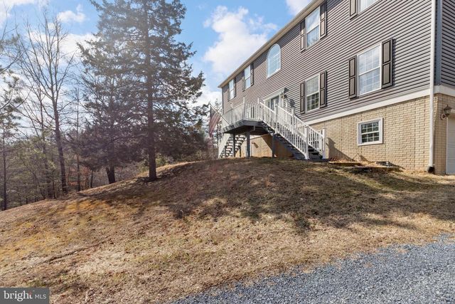 3336 HUNTING RIDGE RD, Winchester, VA 22603