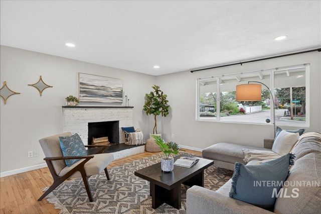 3629 E Clement Rd, Boise, ID 83704