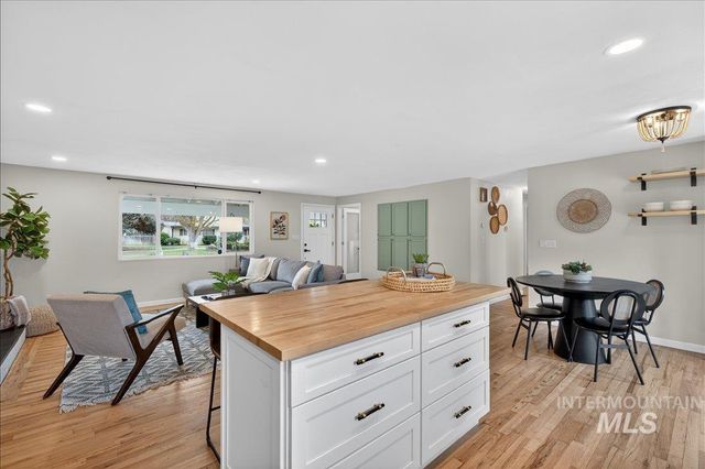 3629 E Clement Rd, Boise, ID 83704