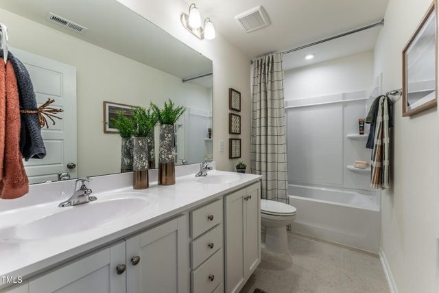 1409 Goldsboro Avenue, Sanford, NC 27330