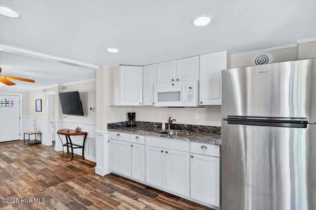 124 Dolphin Drive, Supply, NC 28462