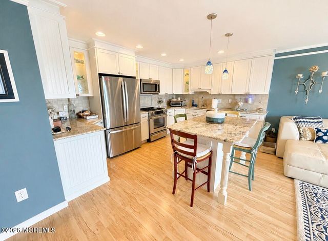 809 Ocean Avenue 10, Avon-by-the-sea, NJ 07717