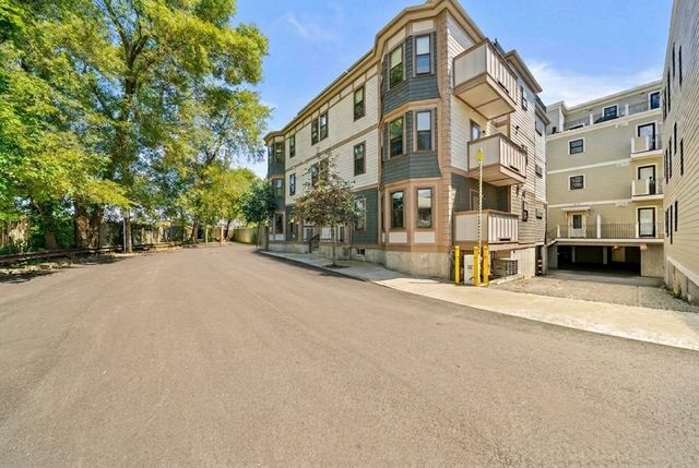 24 Rawson St 2, Boston, MA 02125