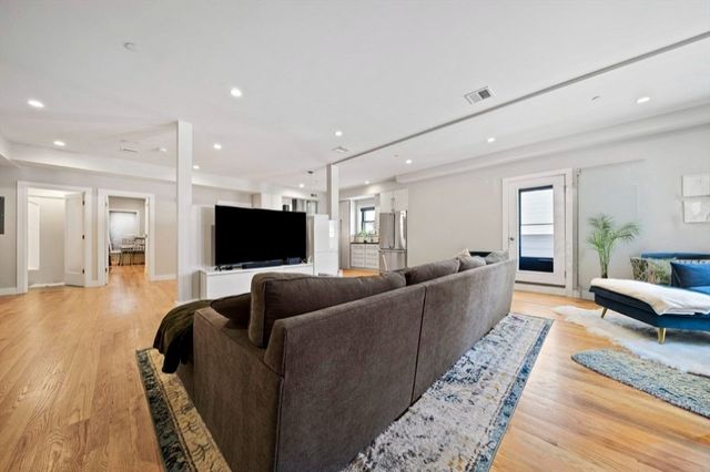 24 Rawson St 2, Boston, MA 02125