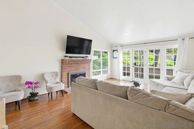 5571 Adobe Falls Rd D, San Diego, CA 92120