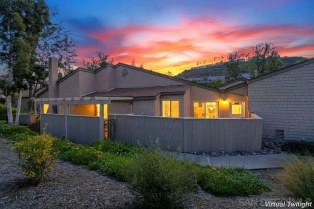 5571 Adobe Falls Rd D, San Diego, CA 92120