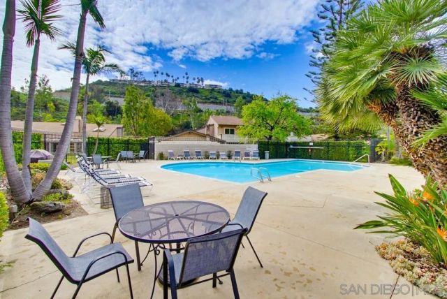 5571 Adobe Falls Rd D, San Diego, CA 92120