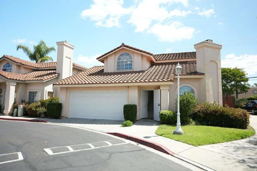 841 Friendly Circle, El Cajon, CA 92021