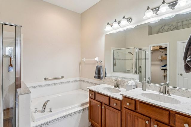 31814 BLYTHEWOOD WAY, Wesley Chapel, FL 33543