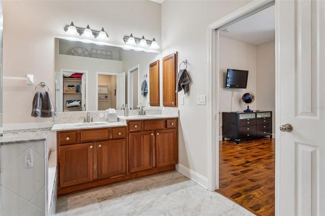 31814 BLYTHEWOOD WAY, Wesley Chapel, FL 33543