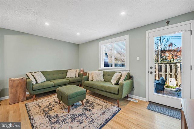 2819 SHEPPERTON TER, Silver Spring, MD 20904