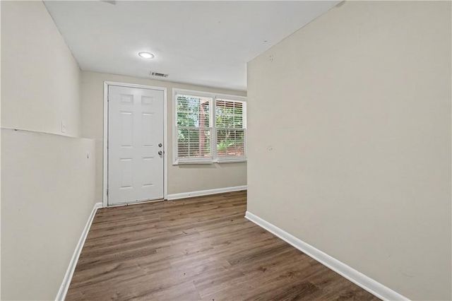 213 Powers Court, Woodstock, GA 30189