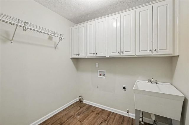 213 Powers Court, Woodstock, GA 30189