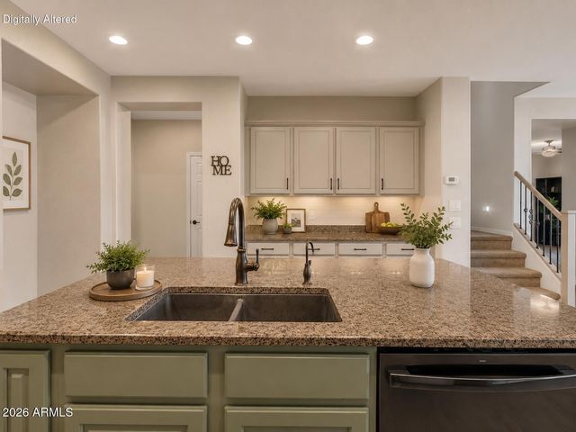 7135 W DESERT MIRAGE Drive, Peoria, AZ 85383