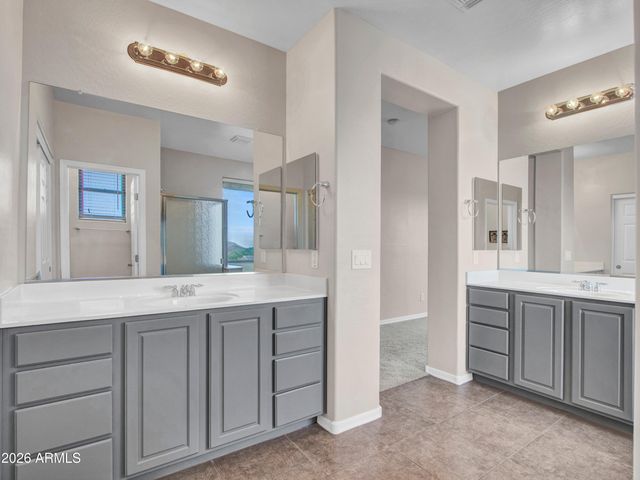 7135 W DESERT MIRAGE Drive, Peoria, AZ 85383