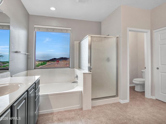 7135 W DESERT MIRAGE Drive, Peoria, AZ 85383
