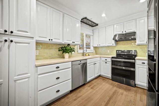 1321 David Avenue, Pacific Grove, CA 93950