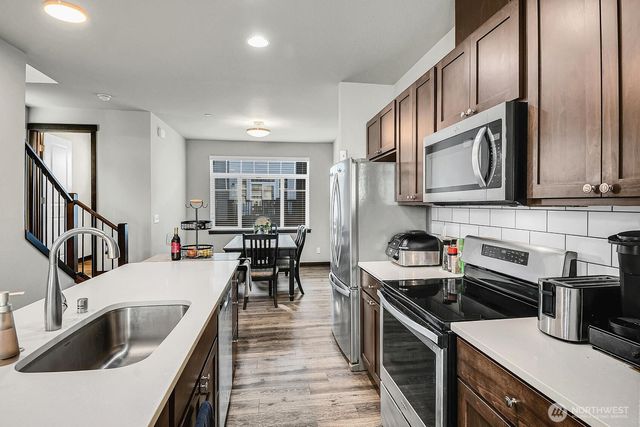 153 SW 185th Lane, Normandy Park, WA 98166