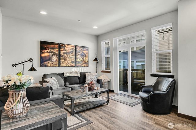 153 SW 185th Lane, Normandy Park, WA 98166