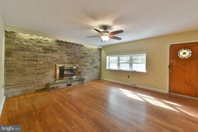 615 N HILLS AVE, Glenside, PA 19038
