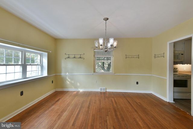615 N HILLS AVE, Glenside, PA 19038