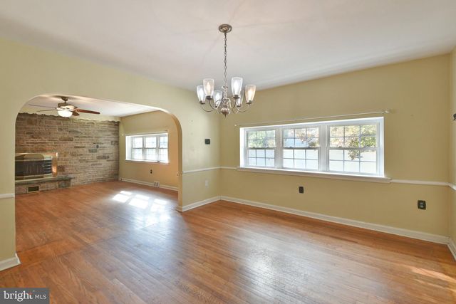 615 N HILLS AVE, Glenside, PA 19038