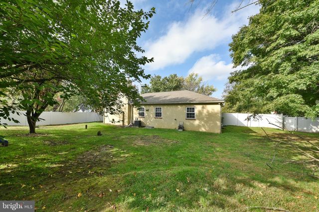 615 N HILLS AVE, Glenside, PA 19038
